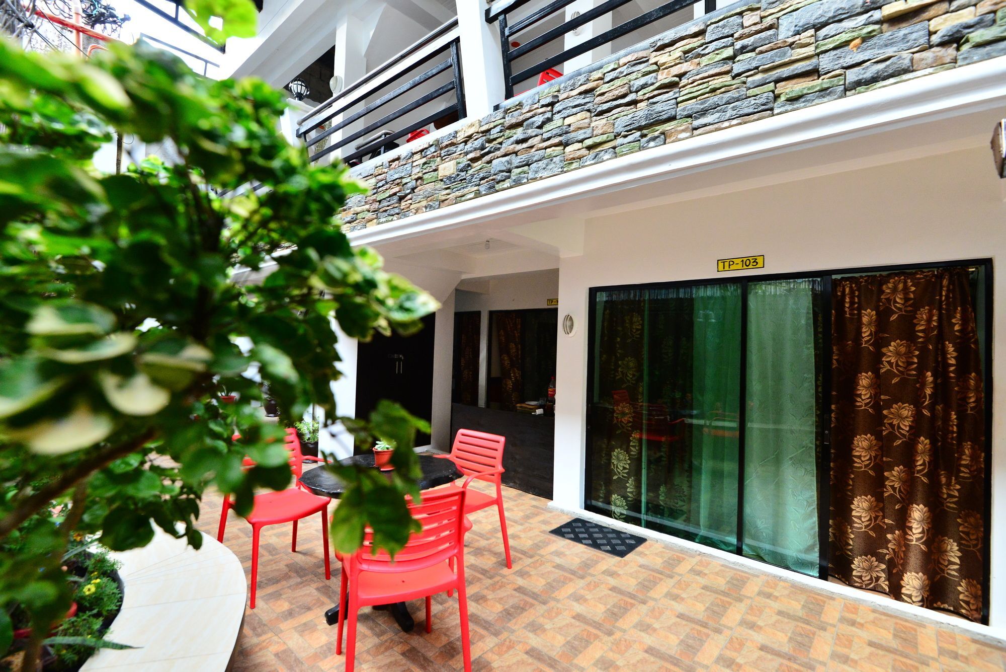 Ostello Travellers Pad Boracay Balabag  Esterno foto