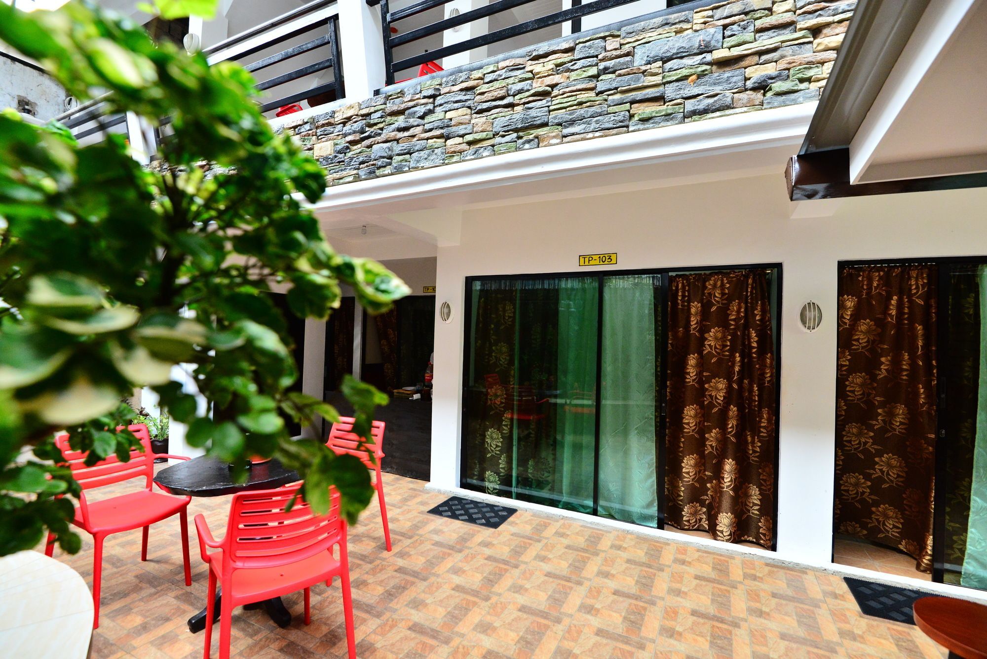 Ostello Travellers Pad Boracay Balabag  Esterno foto